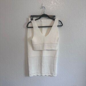 House of Harlow 1960 White Knit Garment